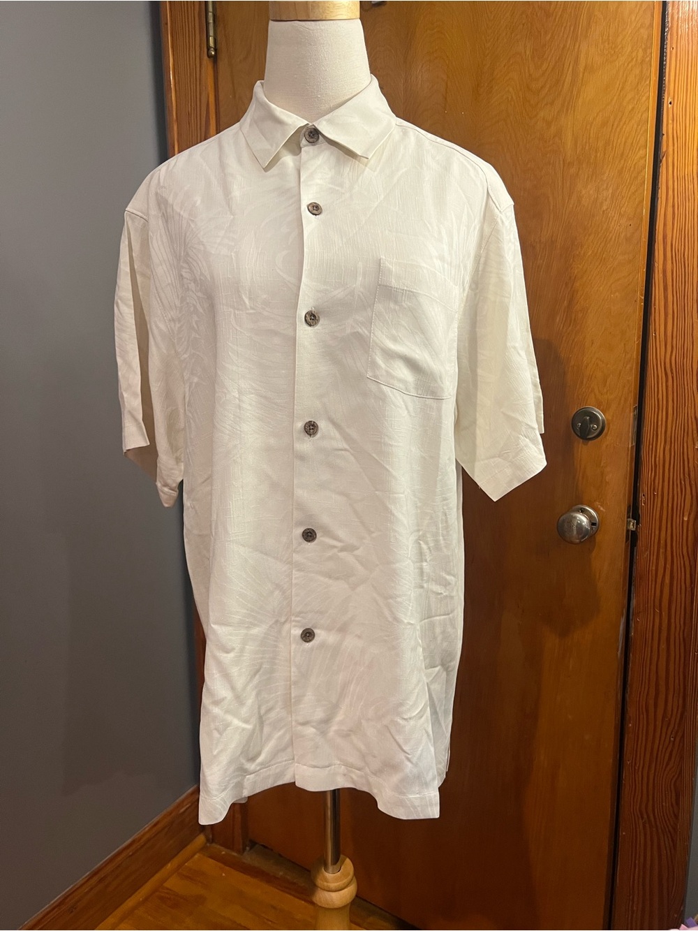 Tommy Bahama 100% silk shirt